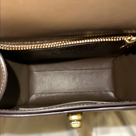 New with tags - Coach 1941 Turnlock Curved Top handle Handbag in faded hickory - Picture 7 of 10